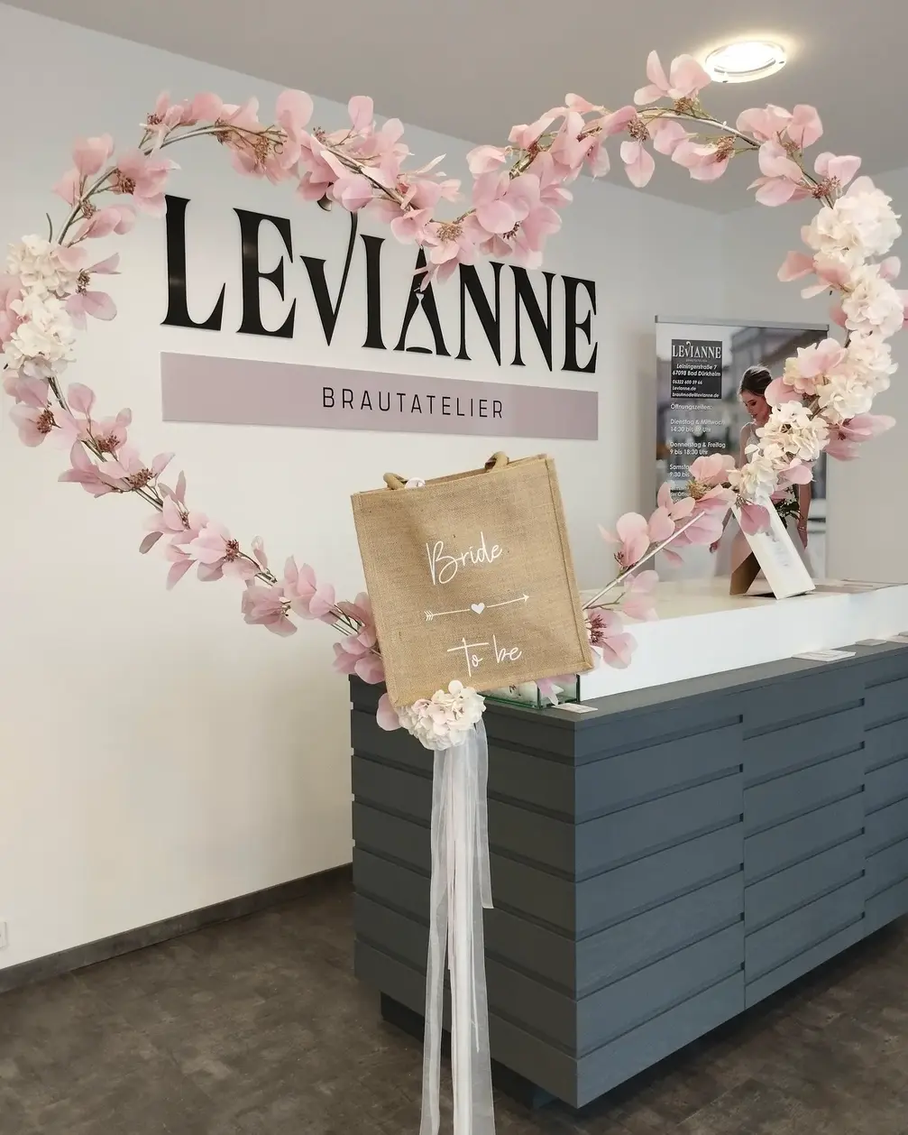Ihr Hochzeitskleid und Brautkleid Brautatelier in Bad Dürkheim: Ein Traum in Weiß für Bräute aus der Region und darüber hinaus, hochzeitskleid, brautkleider, hochzeit kleid, braut accessoires, brautkleid Unser Brautatelier in Bad Dürkheim, Rheinland-Pfalz - ein Paradies für angehende Bräute aus Neustadt, Frankenthal, Ludwigshafen am Rhein, Mannheim, Worms, Speyer, Kirchheimbolanden, Kaiserslautern, Landau in der Pfalz, Germersheim sowie den idyllischen Orten Altenbach, Gaistal, Grethen, Hausen, Jägertal, Leistadt, Ungstein, Pfeffingen, Asselheim, Sausenheim, Deidesheim, Forst an der Weinstraße, Meckenheim, Niederkirchen bei Deidesheim, Ruppertsberg, Bobenheim am Berg, Dackenheim, Erpolzheim, Freinsheim, Herxheim am Berg, Kallstadt, Weisenheim am Berg, Weisenheim am Sand, Elmstein, Esthal, Frankeneck, Lambrecht (Pfalz), Lindenberg, Neidenfels, Weidenthal, Altleiningen, Battenberg (Pfalz), Bissersheim, Bockenheim an der Weinstraße, Carlsberg, Dirmstein, Ebertsheim, Gerolsheim, Großkarlbach, Hettenleidelheim, Kindenheim, Kirchheim an der Weinstraße, Kleinkarlbach, Laumersheim, Mertesheim, Neuleiningen, Obersülzen, Obrigheim (Pfalz), Quirnheim, Tiefenthal und Wattenheim.
